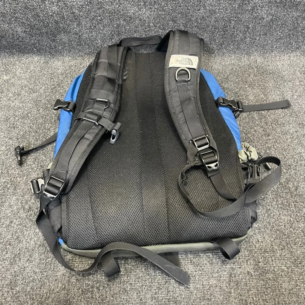The North Face Hot Shot‎ AMC5417-0S 061 PNA Blue 30L Hiking Backpack Daypack